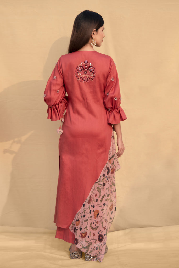 MAUVEWOOD PUFF SLEEVES WITH DRAWSTRING EMBROIDERED KURTA SET  Details: